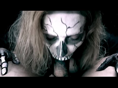 ❤️ Demon puella sugentem gallum cum nigro ore suo deglutivit cum . ad nos la.yourxxxvideos.ru